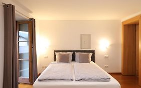 Fantastic Garden Friends & Family Apartment